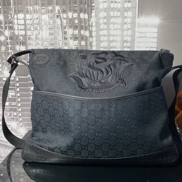 Gucci Black Patch GG Messenger Crossbody Bag - Picture 3 of 16